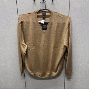 NWT Jos A Bank Traveler  Sweater